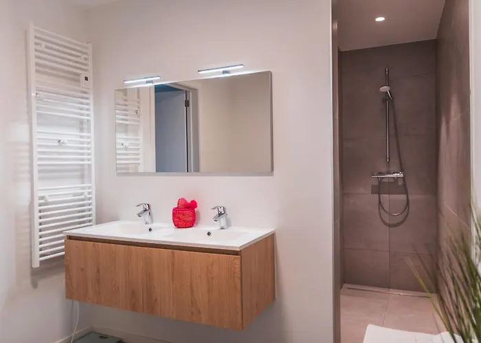 Appartement Flat White - Luxe App Aan Zee Met Terras&parking *